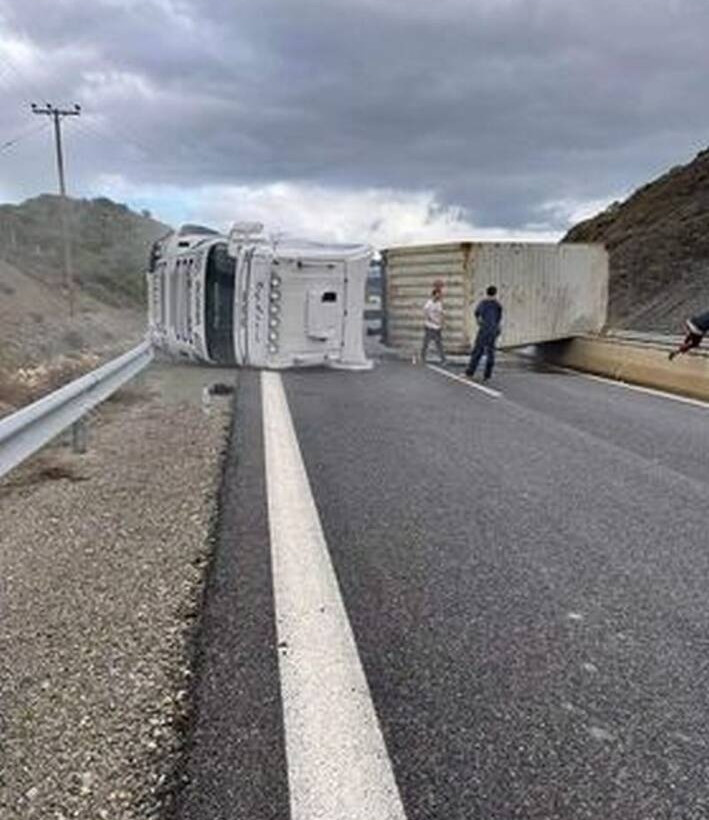 τροχαίο νταλίκα