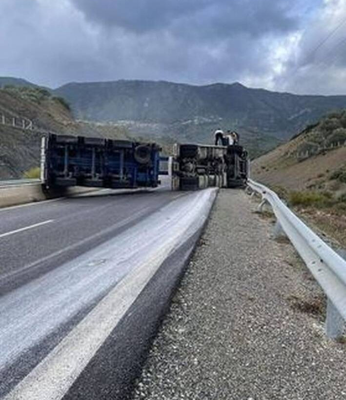 τροχαίο νταλίκα