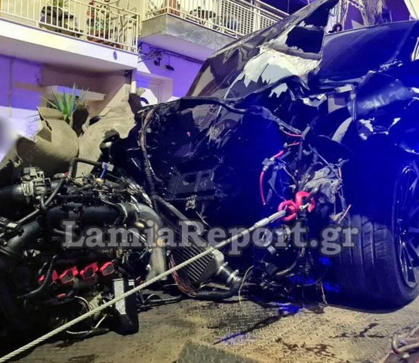 Το αυτοκίνητο μετατράπηκε σε άμορφη μάζα σιδερικών 