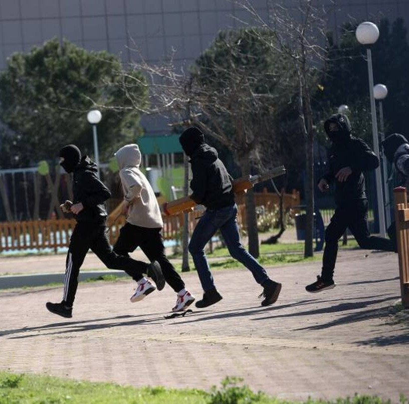 επεισόδια υπουργείο Παιδείας