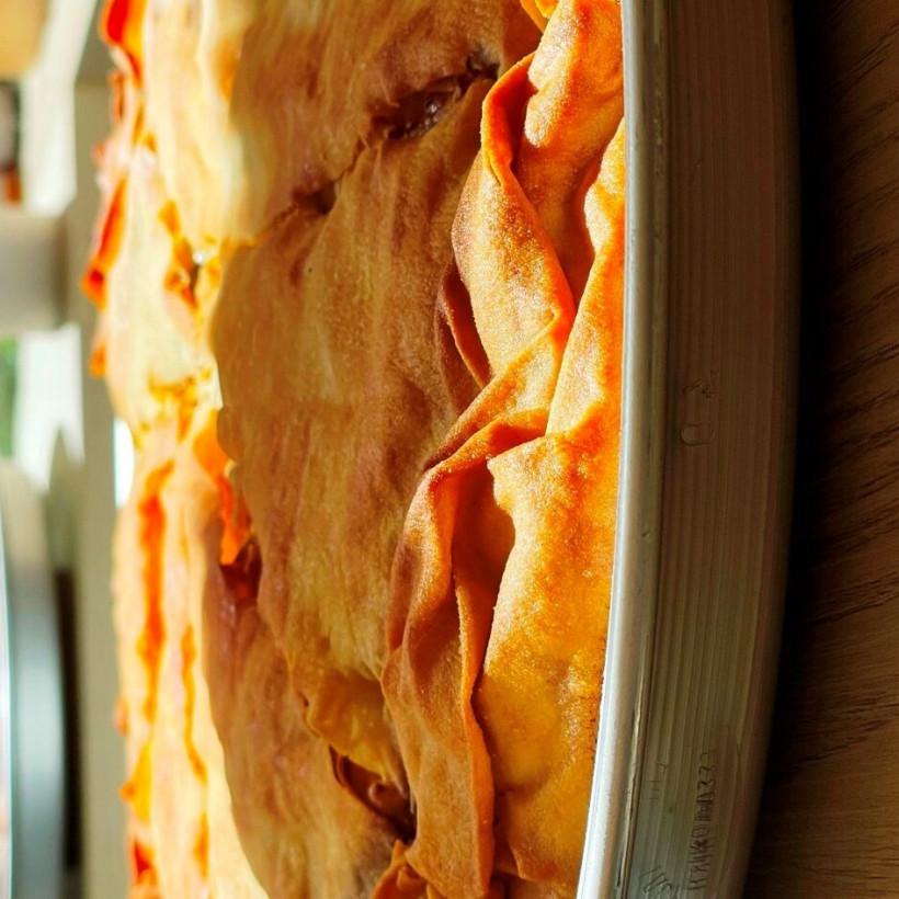 Ως Ηπειρώτης δεν θα μπορούσε να μην είχε στο μενού του παραδοσιακές ελληνικές πίτες