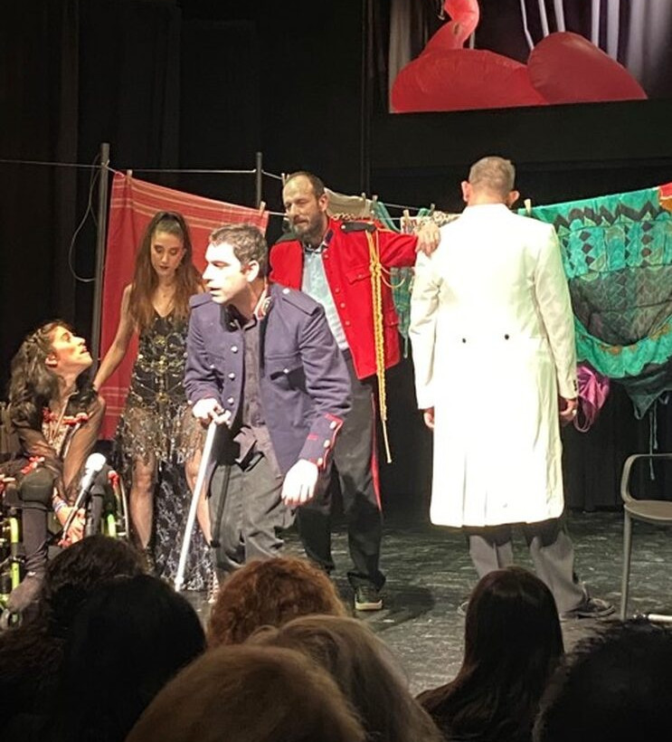 ταρατσα παρασταση