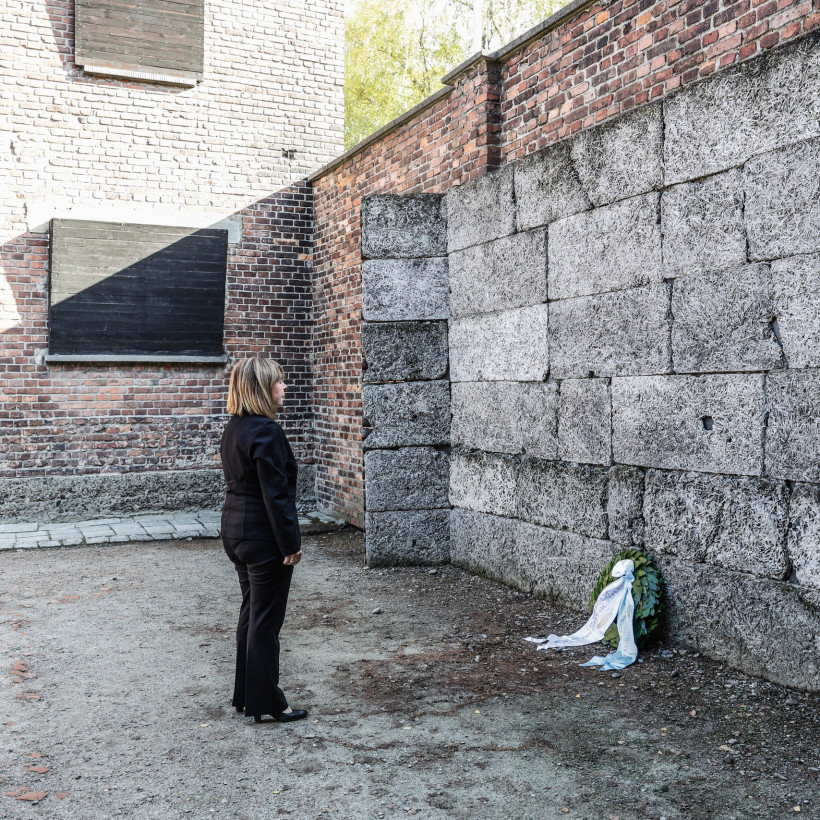 Katerina Sakellaropoulou - Aousvits