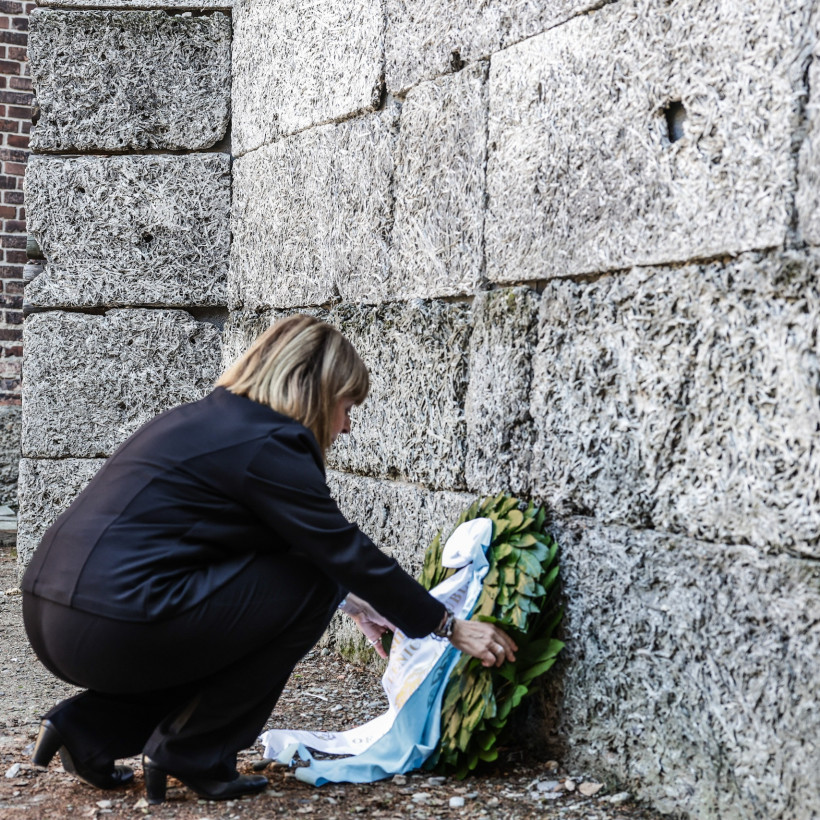 Katerina Sakellaropoulou - Aousvits