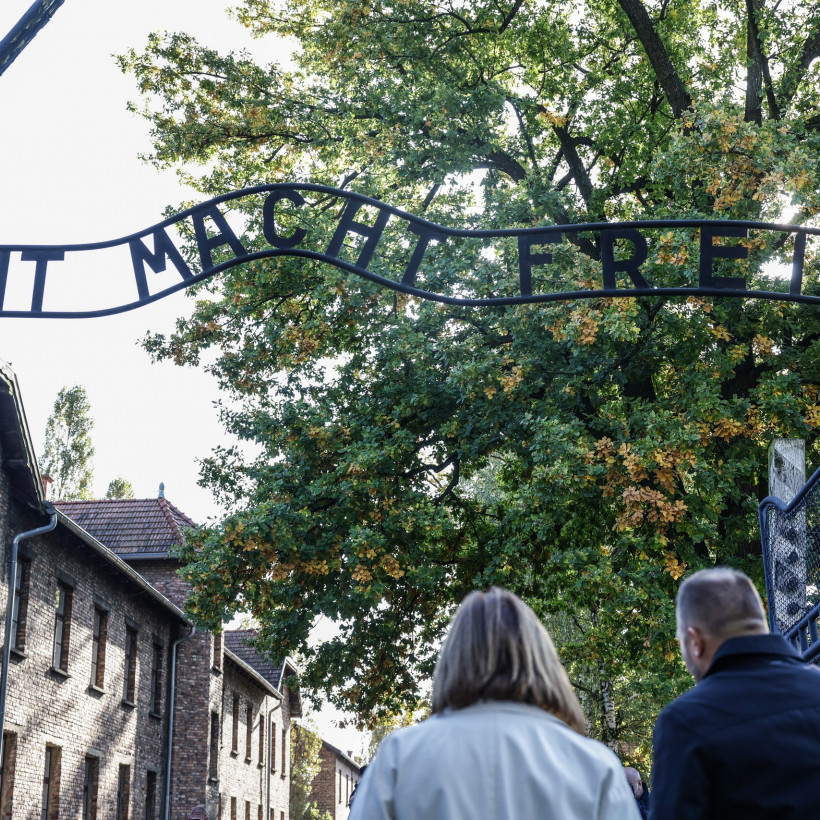 Katerina Sakellaropoulou - Aousvits