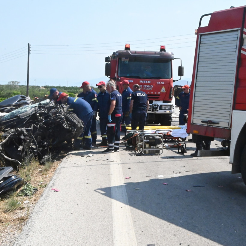 Αργολίδα - Μυκήνες: Τροχαίο δυστύχημα με τρεις νεκρούς στο δρόμο των Αρχαιοτήτων.  (ΒΑΣΙΛΗΣ ΠΑΠΑΔΟΠΟΥΛΟΣ /EUROKINISSI)