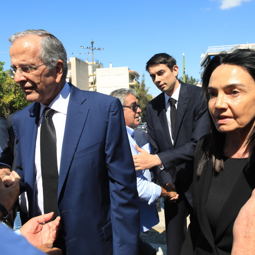ΛΕΝΑ ΣΑΜΑΡΑ