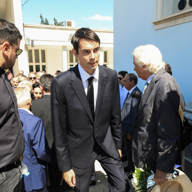 ΛΕΝΑ ΣΑΜΑΡΑ
