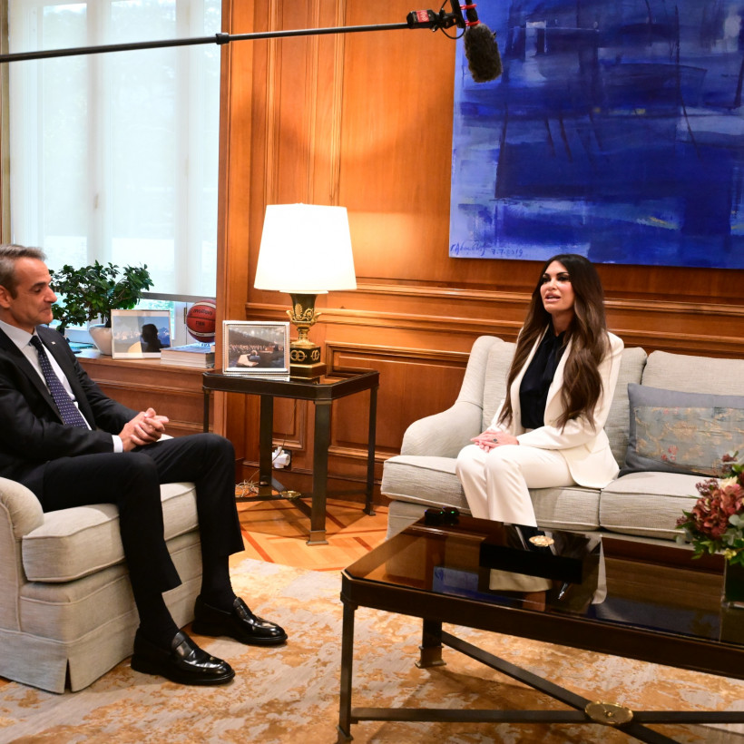 [381744] ΣΥΝΑΝΤΗΣΗ ΤΟΥ ΠΡΩΘΥΠΟΥΡΓΟΥ ΚΥΡΙΑΚΟΥ ΜΗΤΣΟΤΑΚΗ ΜΕ ΤΗΝ ΠΡΕΣΒΗ ΤΩΝ ΗΠΑ KIMBERLY GUILFOYLE  (ΤΑΤΙΑΝΑ ΜΠΟΛΑΡΗ/EUROKINISSI)