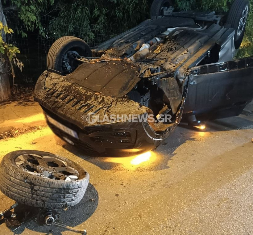 Kρήτη: Κινηματογραφικό τροχαίο στη Λεωφόρο Σούδας - Αυτοκίνητο προσέκρουσε σε δέντρο και ανετράπη 6 Kρήτη: Κινηματογραφικό τροχαίο στη Λεωφόρο Σούδας - Αυτοκίνητο προσέκρουσε σε δέντρο και ανετράπη