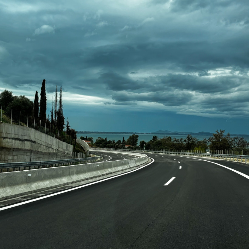 Παράδοση στην κυκλοφορία των τελευταίων 10 χιλιομέτρων του αυτοκινητοδρόμου Πατρών – Πύργου, στην Αχαΐα.