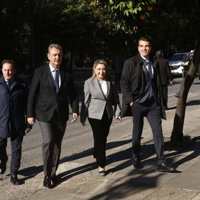 ΒΟΥΛΕΥΤΕΣ-ΜΑΞΙΜΟΥ