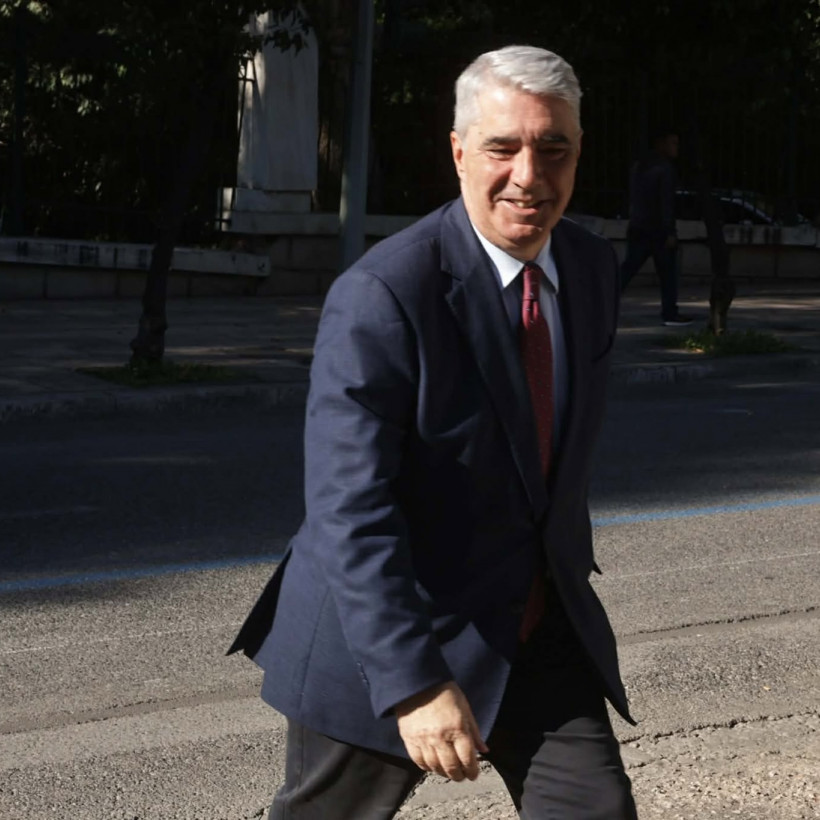 ΒΟΥΛΕΥΤΕΣ-ΜΑΞΙΜΟΥ