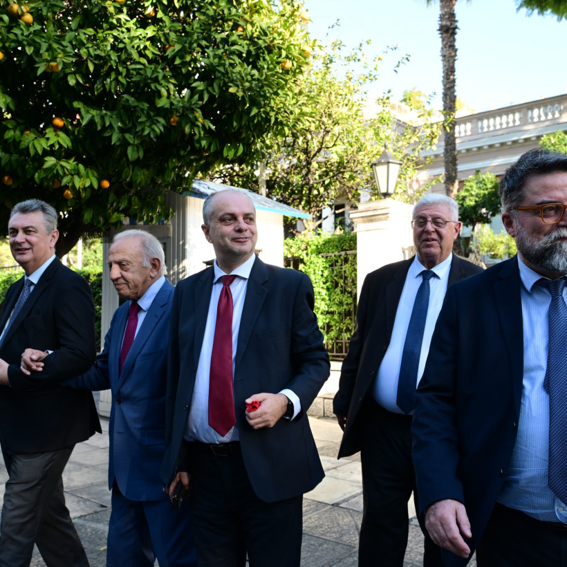 [383098] ΣΥΝΑΝΤΗΣΗ ΤΟΥ ΠΡΩΘΥΠΟΥΡΓΟΥ ΚΥΡΙΑΚΟΥ ΜΗΤΣΟΤΑΚΗ ΜΕ ΤΟΥΣ ΒΟΥΛΕΥΤΕΣ ΤΗΣ ΝΔ (ΤΑΤΙΑΝΑ ΜΠΟΛΑΡΗ/EUROKINISSI)