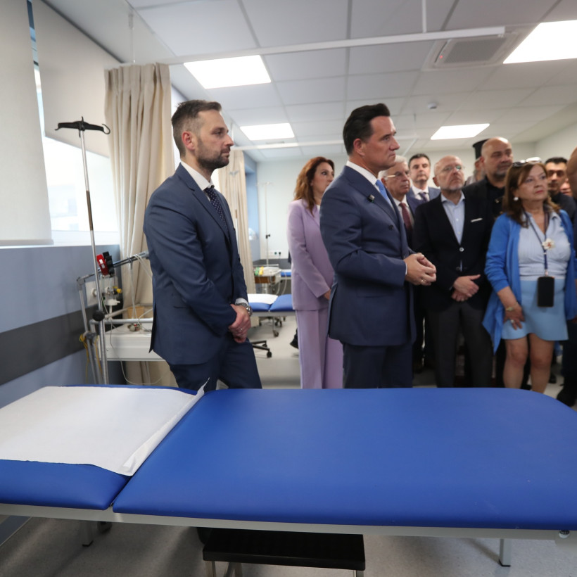 [387151] ΕΓΚΑΙΝΙΑ ΤΩΝ ΑΝΑΚΑΙΝΙΣΜΕΝΩΝ ΤΕΠ ΤΟΥ ΝΟΣΟΚΟΜΕΙΟΥ "Γ. ΓΕΝΝΗΜΑΤΑΣ" ΣΤΗΝ ΘΕΣΣΑΛΟΝΙΚΗ  (ΒΑΣΙΛΗΣ ΒΕΡΒΕΡΙΔΗΣ/ΜΟΤΙΟΝΤΕΑΜ)