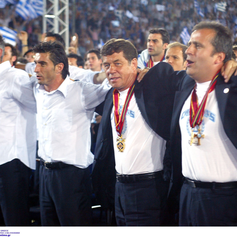 ΝΙΚΟΠΟΛΙΔΗΣ ΖΑΓΟΡΑΚΗΣ ΡΕΧΑΓΚΕΛ ΤΟΜΠΑΛΙΔΗΣ / NIKOPOLIDIS ZAGORAKIS REHAGEL TOBALIDIS / ΤΕΛΕΤΗ ΥΠΟΔΟΧΗΣ ΤΗΣ ΕΘΝΙΚΗΣ ΑΝΔΡΩΝ ΕΛΛΑΔΟΣ ΣΤΟ ΚΑΛΛΙΜΑΡΜΑΡΟ / WELCOME CEREMONY OF NATIONAL TEAM OF GREECE AT PANATHINAIKO STADIUM