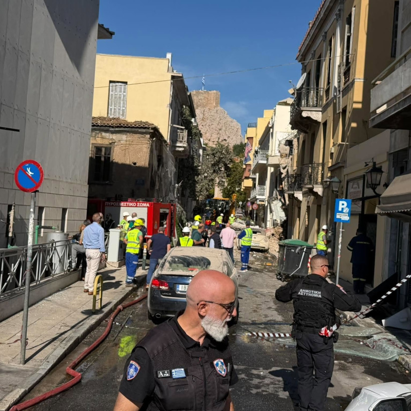 έκρηξη, κατάρρευση κτιρίου, Πλάκα, Λυσιστράτους