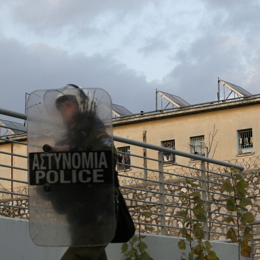Τούρκοι μαφιόζοι προετοίμαζαν μαζική απόδραση από τον Κορυδαλλό – Είχαν  θάψει όπλο στο προαύλιο - Newsbomb