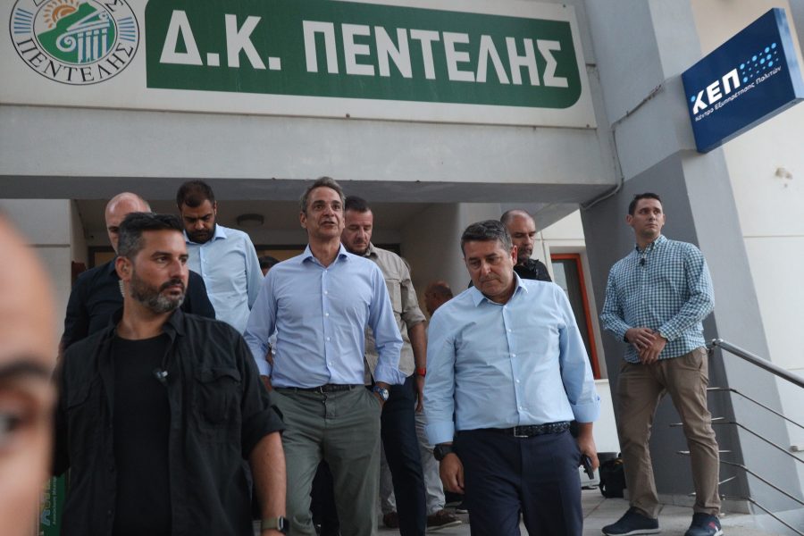 Μητσοτάκης: Αυτή ήταν δυστυχώς η μόνη φωτιά η οποία ξέφυγε, έχουμε κάνει πρόοδο mitsotakis kamena