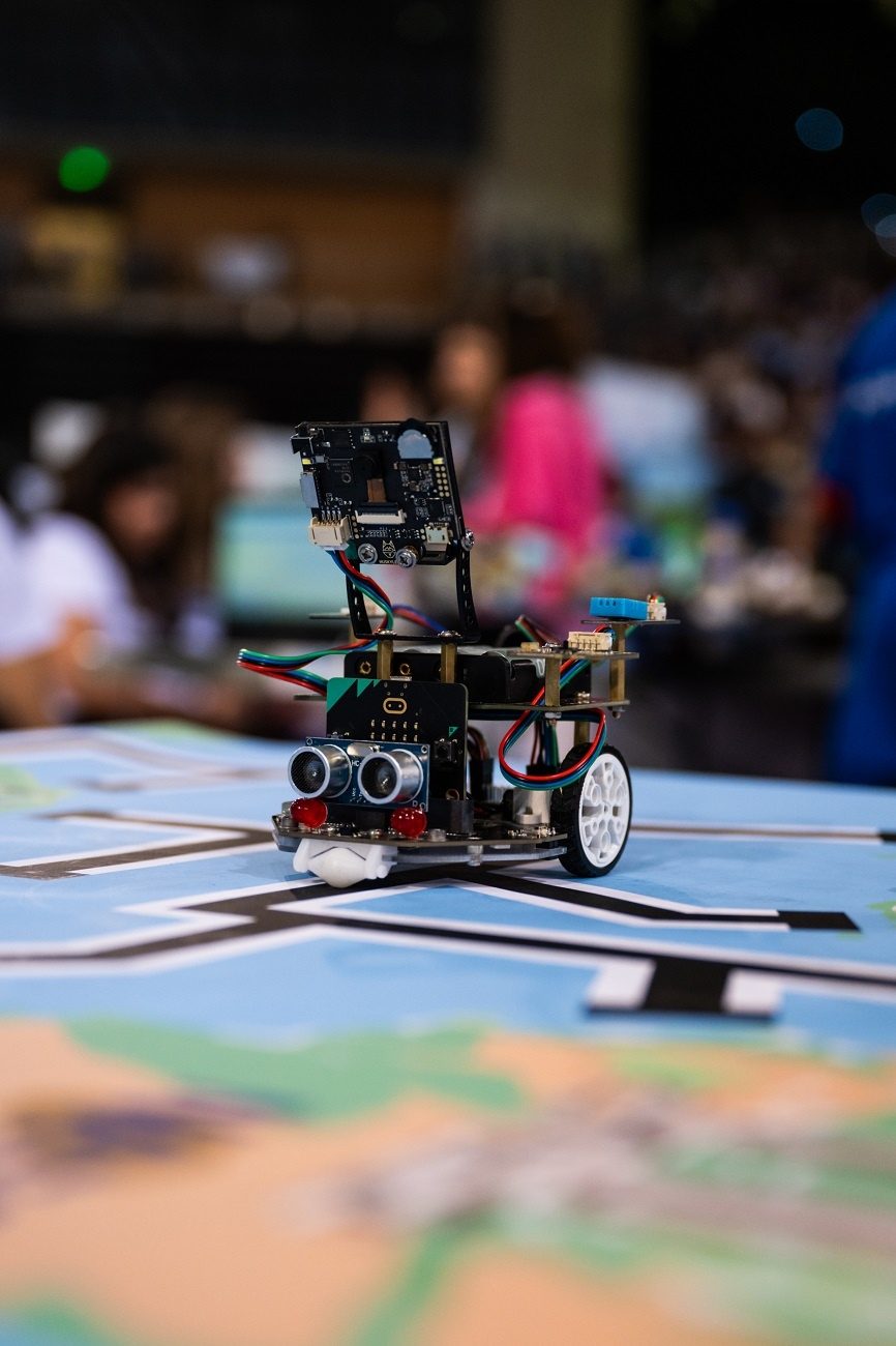 COSMOTE-Robotics-2024_3-(1).jpg