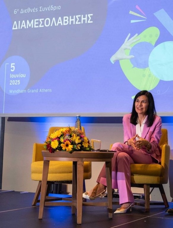 ολυμπία αναστασοπούλου.jpg