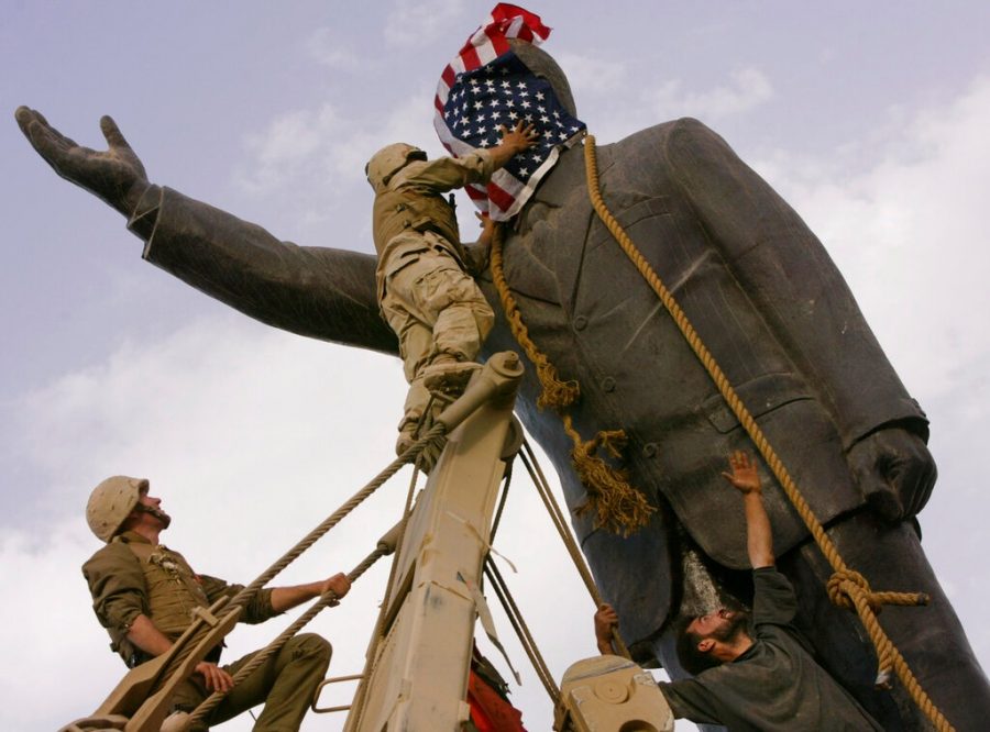 saddam hussein iraq statue