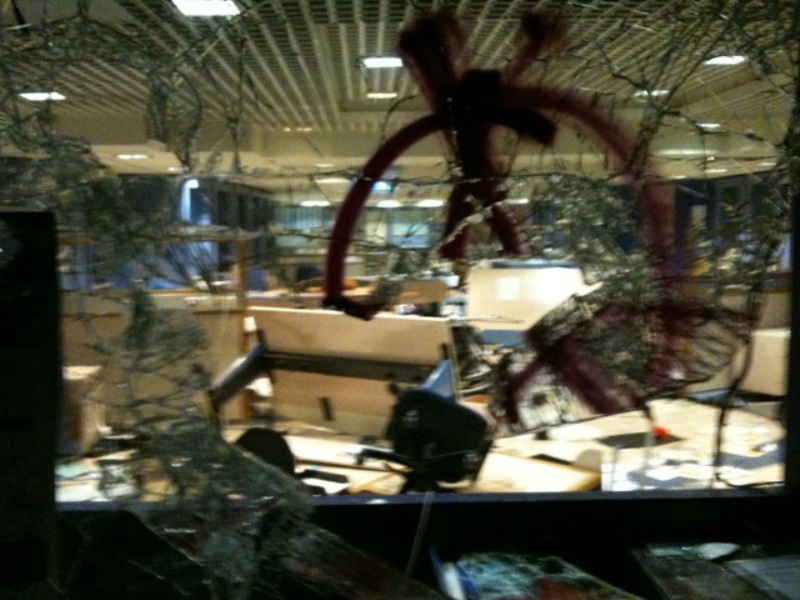 dol-tria3948553958345