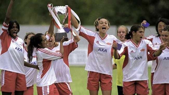 foot-bend-it-like-beckham