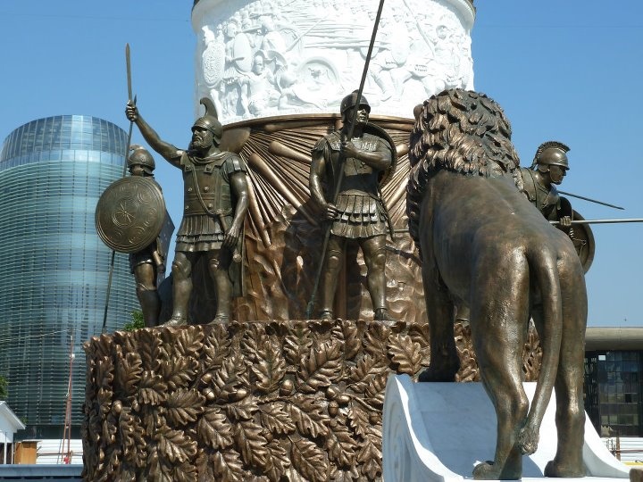 statue skopje