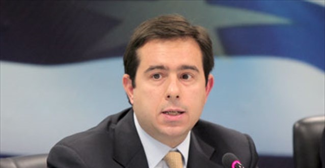 n-mitarakis-apokleistika-ston-idiotiko-tomea-oi-nees-theseis-ergasias