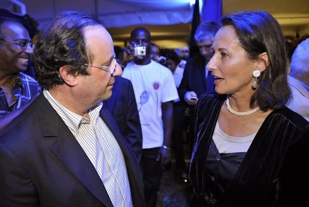 168133 francois-hollande-et-segolene-royal-le-19-avril-2008-a-fort-de-france