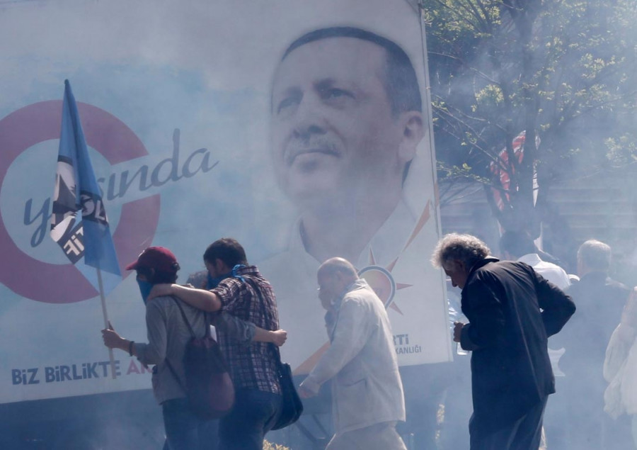 ERNTOGAN-PLATEIA TAKSIM EPEISODIA 777777BGF