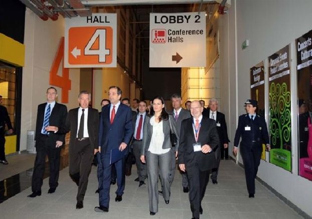 B21F493F841B5AF99F54A59B8B4AECF0