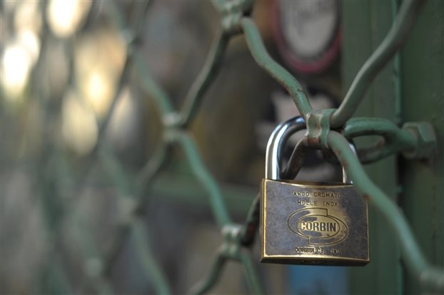 92C3BA9AC67C425E438D98E11B7B5376