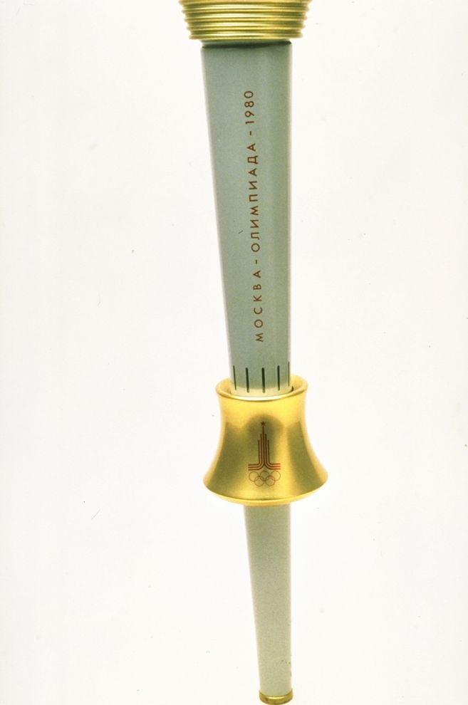 76375 990x742-cb1391793564