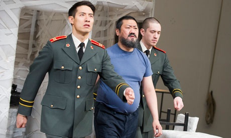 arrest-ai-weiwei-play-008