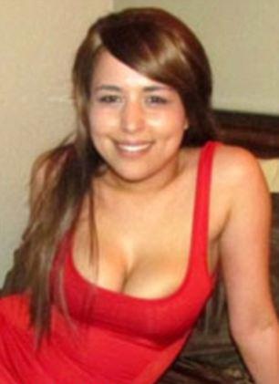 article-2570912-1bf0214f00000578-193 306x441