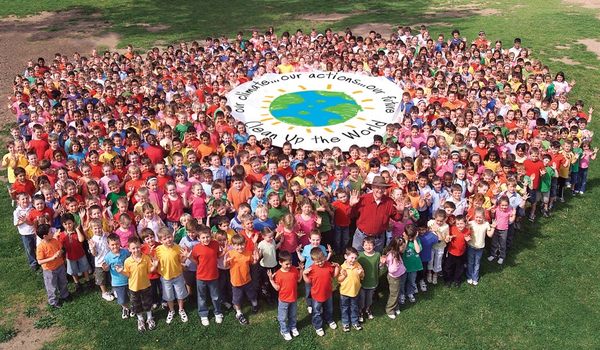 clean-up-the-world-2007 low-res -30cm-72dpi