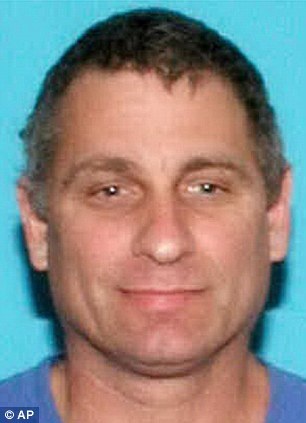 article-0-1C3AF83300000578-191 306x423 1