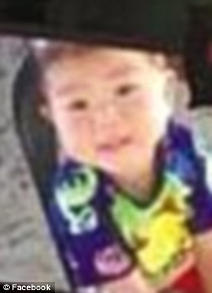 article-2588642-1C52892E00000578-965 306x423