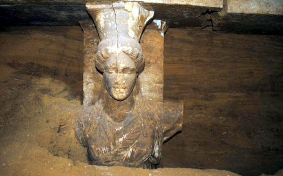 tymvos-kasta karyatides amfipoli 1--2-thumb-large