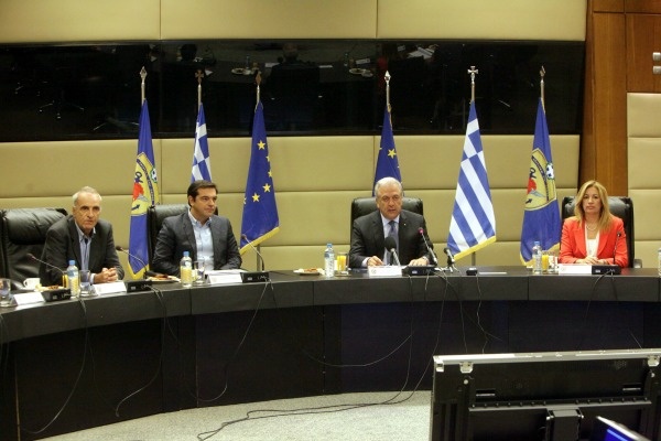 tsipras mesa45534534