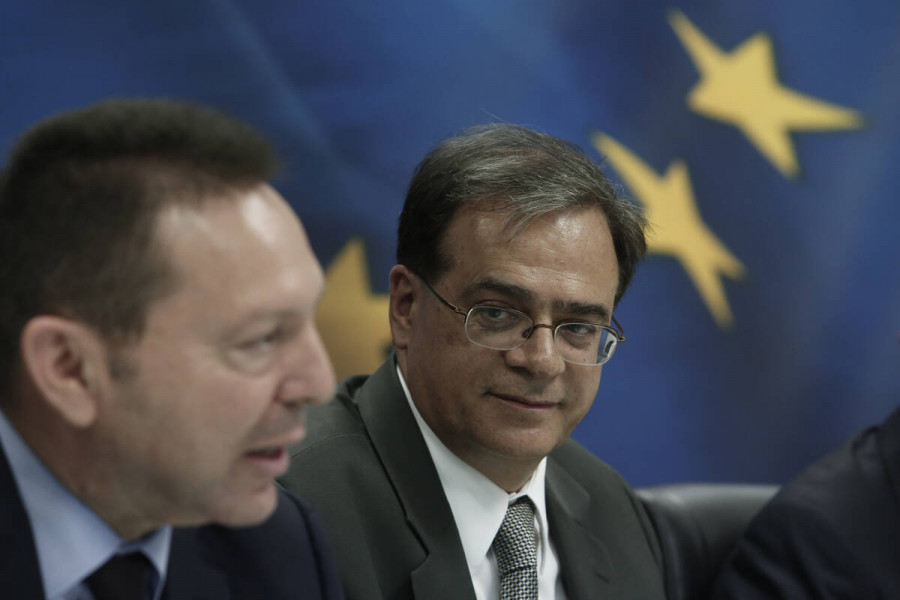 xarduvelis stournaras newsbomb