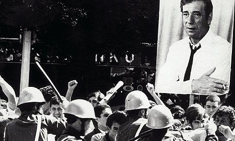 Scene-from-Z-directed-by--001