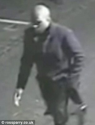 2D77E2EF00000578 0 image a 27 1444988609616