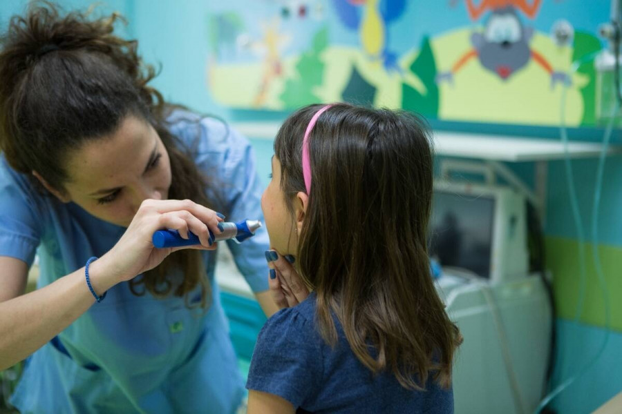 Omilos OTE Ygeia Paidion 8