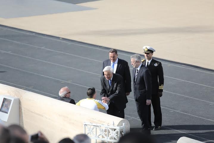 e2942cd1 b75a 46e4 92e6 a89d3e27850b