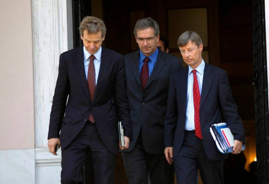 troika eurokinissi 570