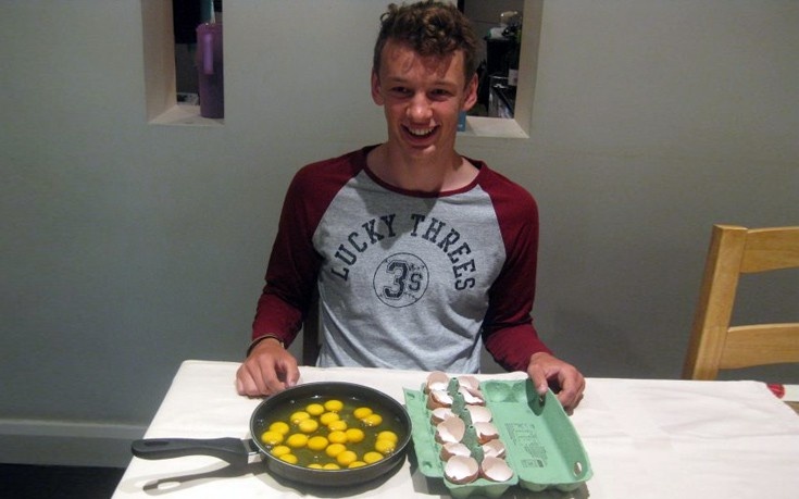 a dozen double yolk eggs