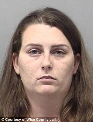 3A06AA5F00000578 3901610 Amanda Clark 26 a 12 1478181506372